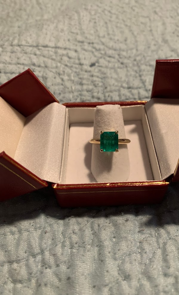 Hendrickson's Fine Jewelry- Ring