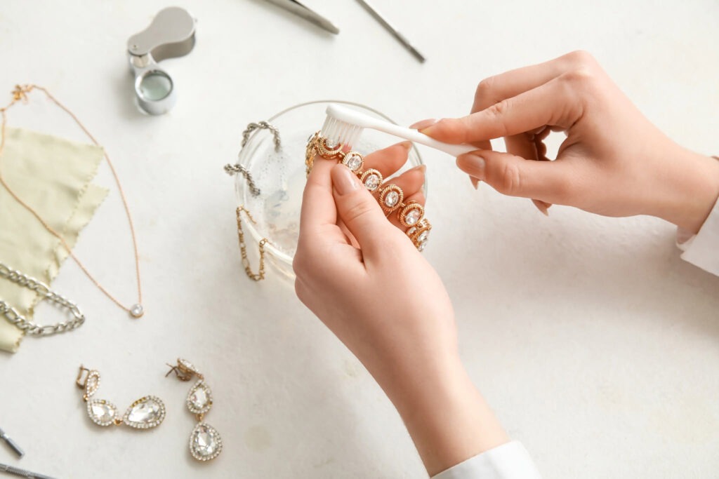 Cleaning your Jewelry