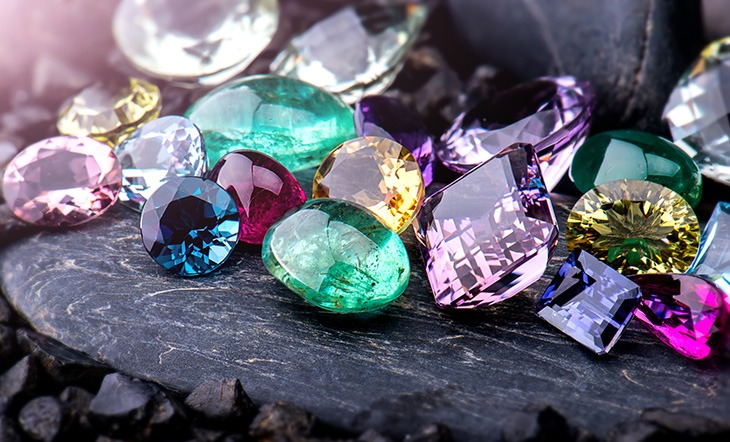 Why Some Gemstones Are Better for Everyday Wear Than Others